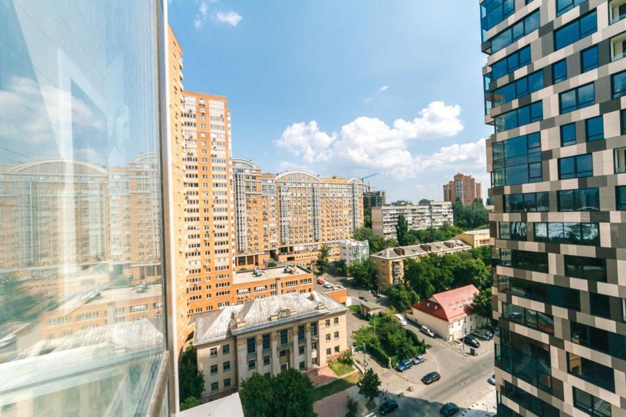 Квартира На Улице Деловая Kiev Luaran gambar